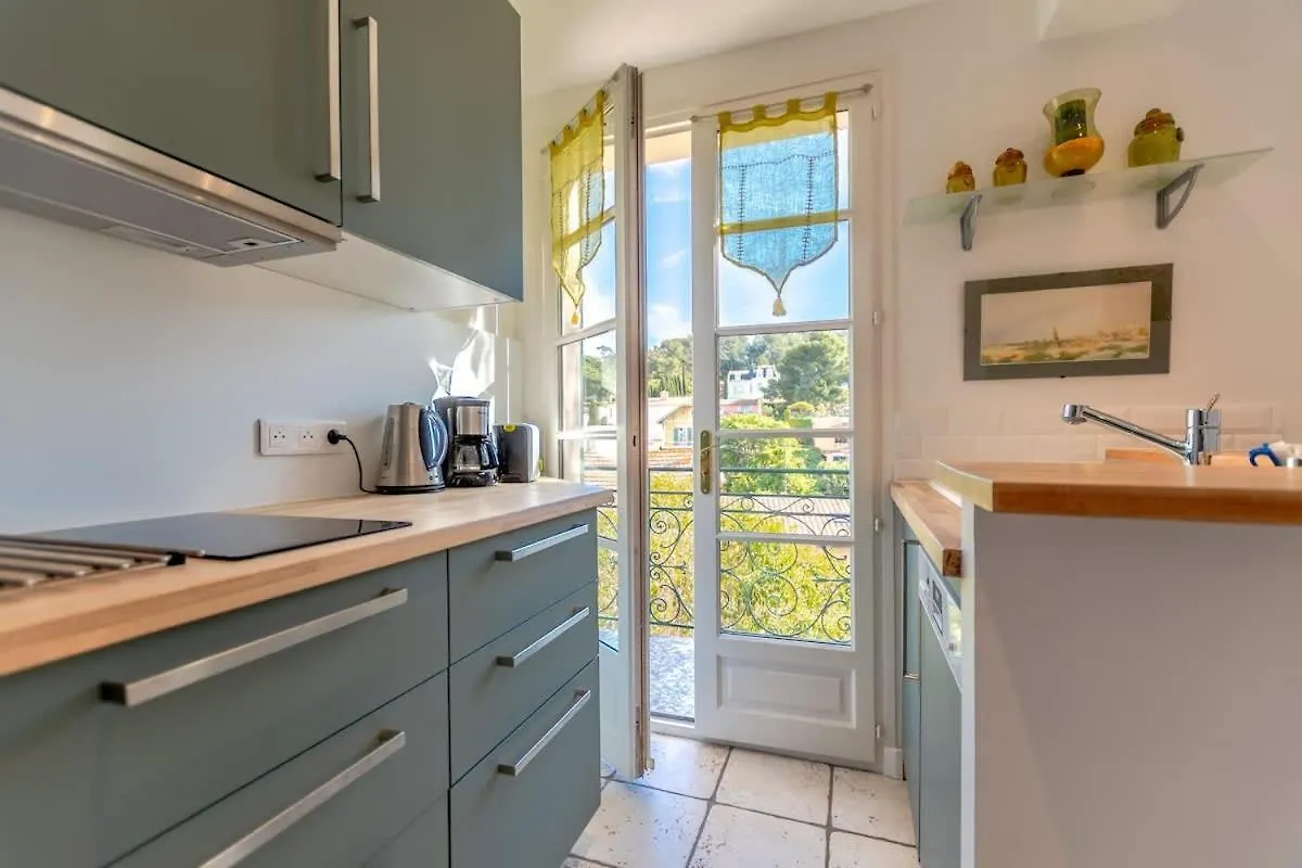 Apartment Appartement Centre Ville Place Des Lices Saint-Tropez